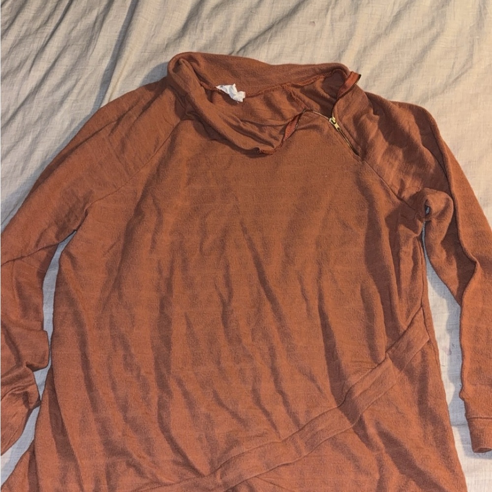 Women's Rust Sweatshirt